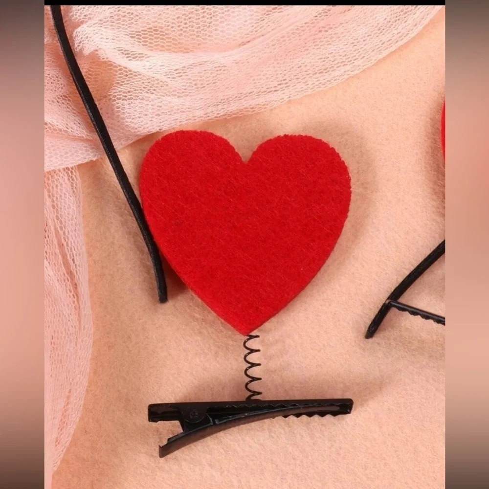 3PCS Heart Decor Hair Accessory ❤️